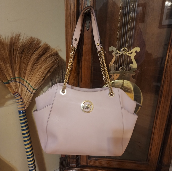 Michael Kors Powder Pink Leather Jet Set Travel Chain Tote - Picture 5 of 16